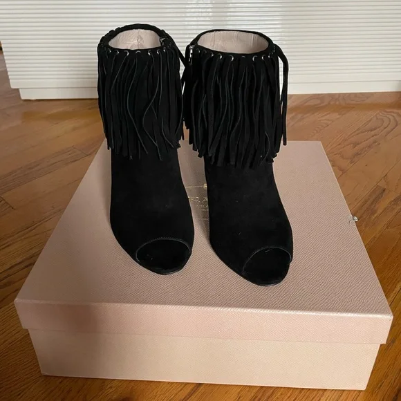 Prada Camoscio Nero heels - Picture 2 of 9